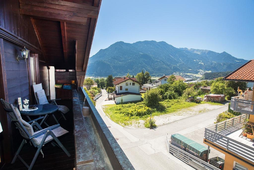 Gästehaus Waldrand Garni Wiesing Exteriör bild