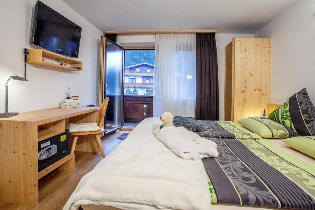 Gästehaus Waldrand Garni Wiesing Exteriör bild