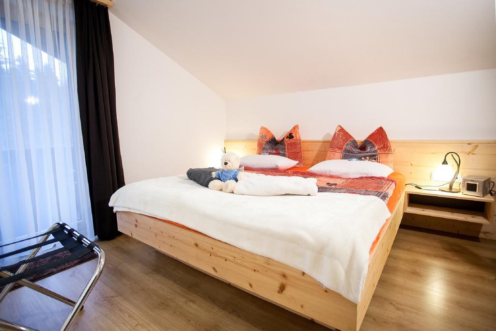 Gästehaus Waldrand Garni Wiesing Exteriör bild
